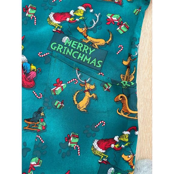 Dr. Seuss Grinch‎ "Merry Grinchmas" V-Neck Scrub Top XL Green Holiday - Picture 3 of 4